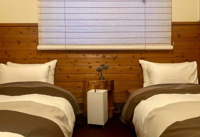 غرفة قياسية, Heidi Guest House