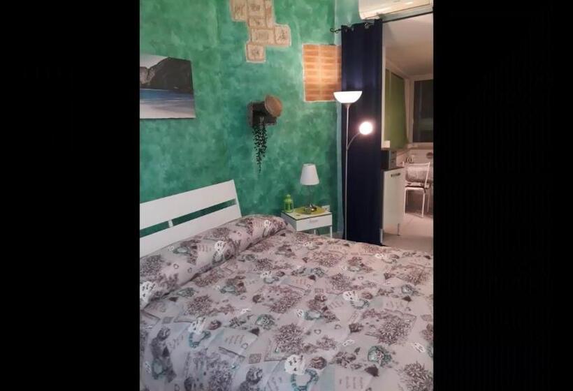 سوییت جونیور, Suites Florence
