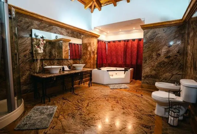 اتاق خانوادگی, Indian Palace Hotel Boutique Spa & Restaurante