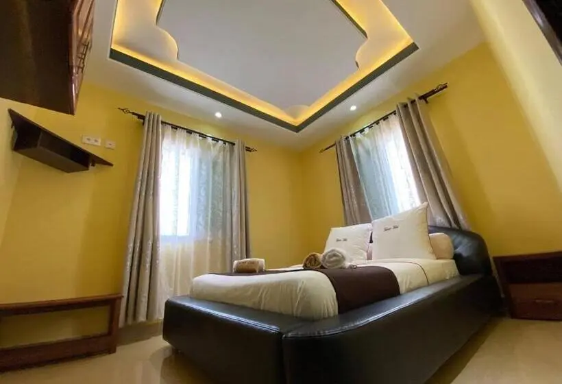 سوییت خانوادگی, Human Hotel Ivato
