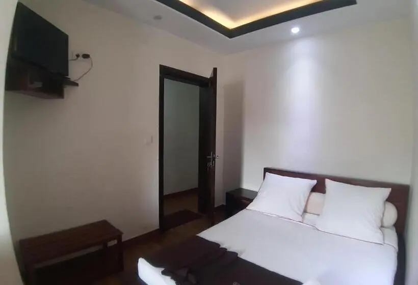 اتاق سوپریور با تخت بزرگ, Human Hotel Ivato