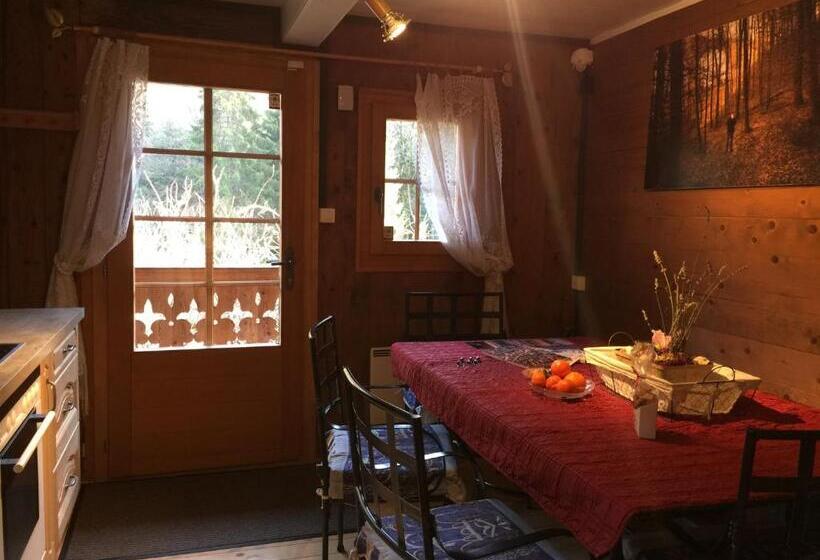 带1个卧室带花园景观的公寓, Les Quatre Saisons Balcon Et Jardin