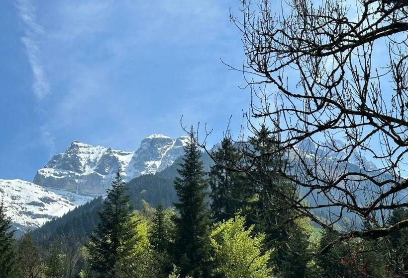 带1个卧室带花园景观的公寓, Les Quatre Saisons Balcon Et Jardin