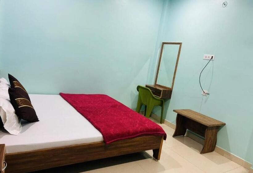 اتاق اکونومی, Lotus Paying Guest House