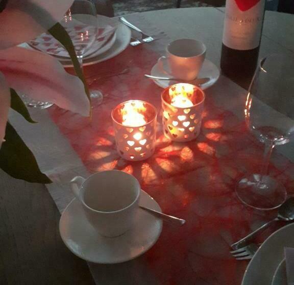 豪华房间, A Coque Line