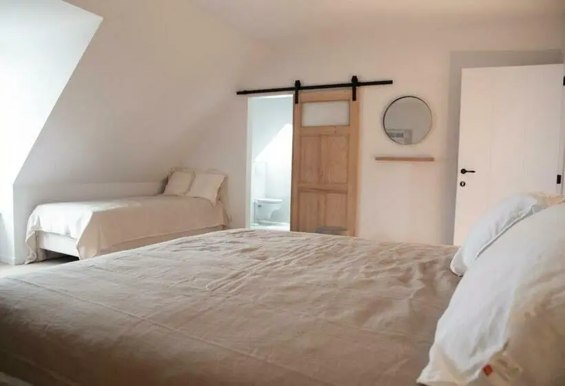 Camera Superiore Letto King, A Coque Line