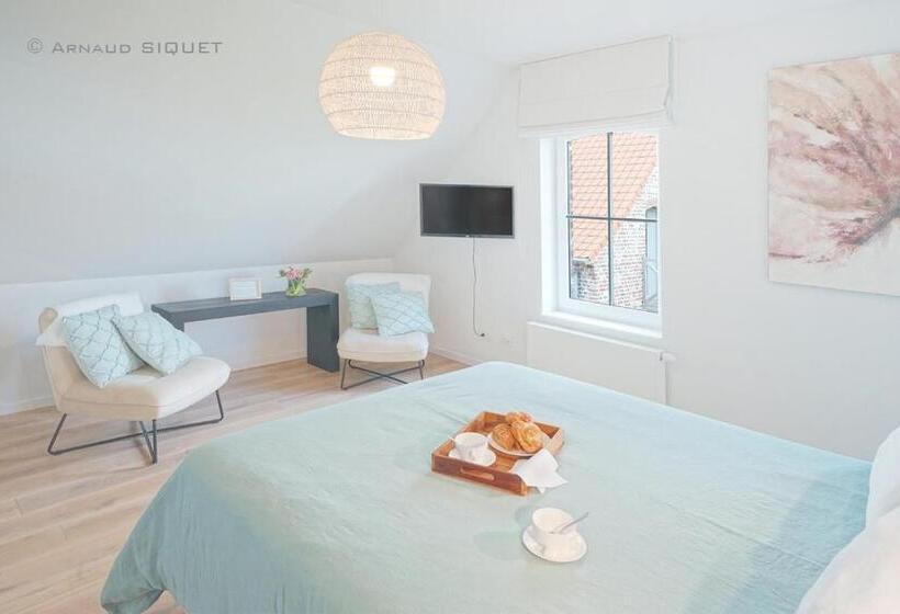 豪华房间, A Coque Line