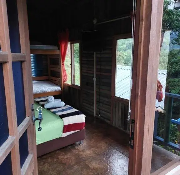 スタンダード４人部屋, Las Cabañas Del Escobo   Cabaña Tucán