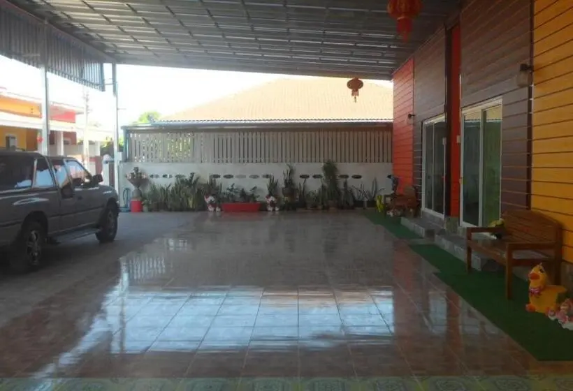 スタンダード4人部屋, บุญจินดา รีสอร์ท
