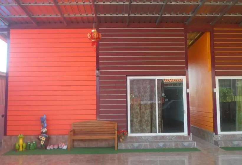 スタンダード4人部屋, บุญจินดา รีสอร์ท