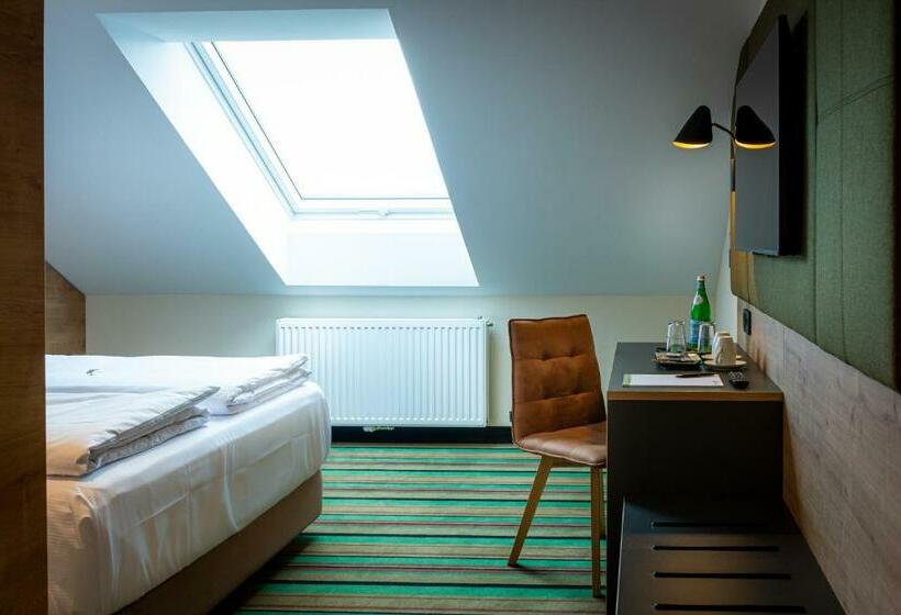 غرفة إقتصادية, Kb