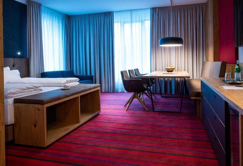 غرفة ديلوكس, Kb