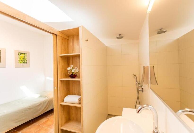 스탠다드 트리플 룸, L Auberge Du Cèdre