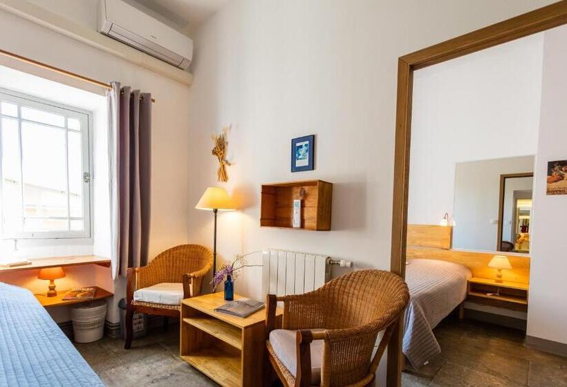 스탠다드 트리플 룸, L Auberge Du Cèdre