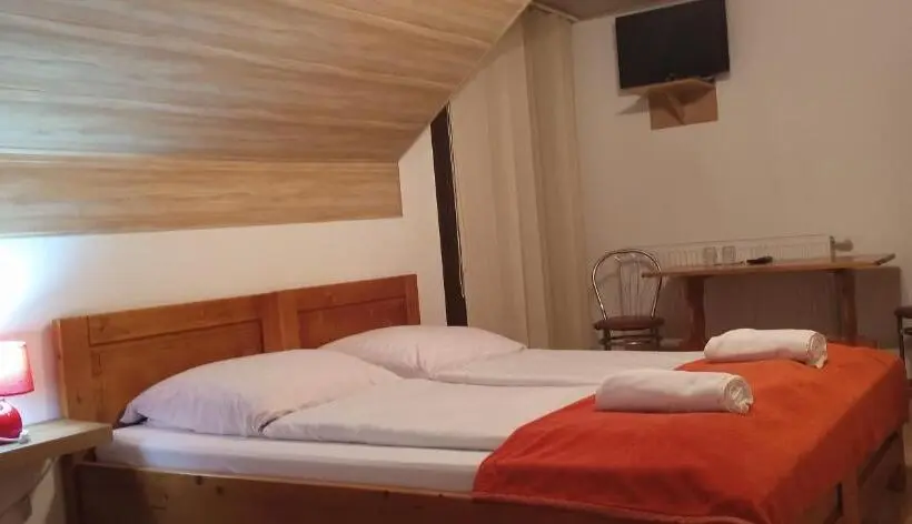 バルコニー付きスタンダードトリプルルーム, Guest House Kovalik