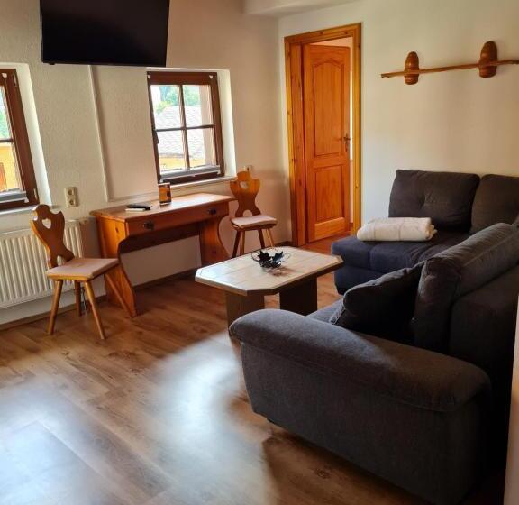 デラックスルーム, Pension Und Gaststätte Zur Knappenschänke