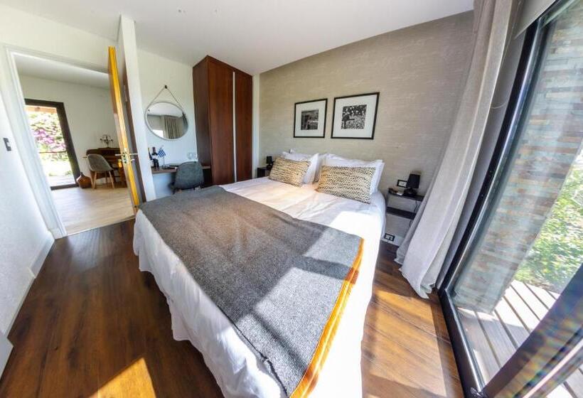 Номер Стандарт, Pizzorno Lodge & Wine