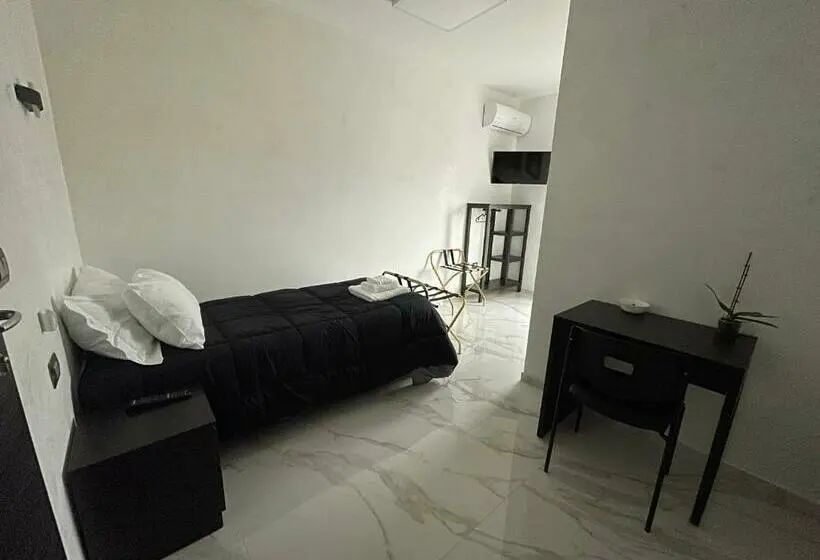 Standard Yhden Hengen Huone, Beb Villareal