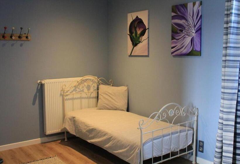 غرفة سوبيريور ثلاثية, La Galuche