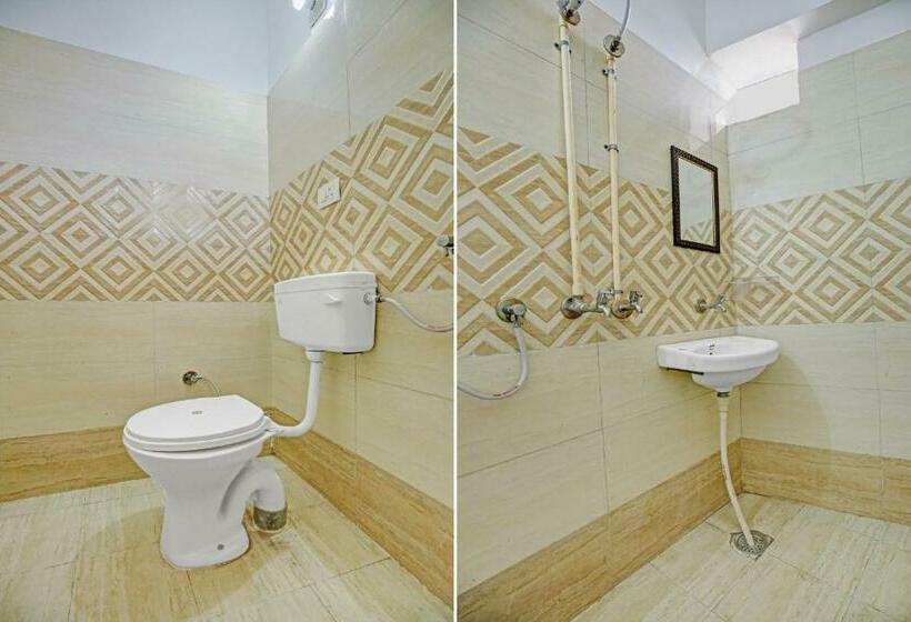 트리플 클래식 룸, Flagship Hotel Hc Punjab Inn