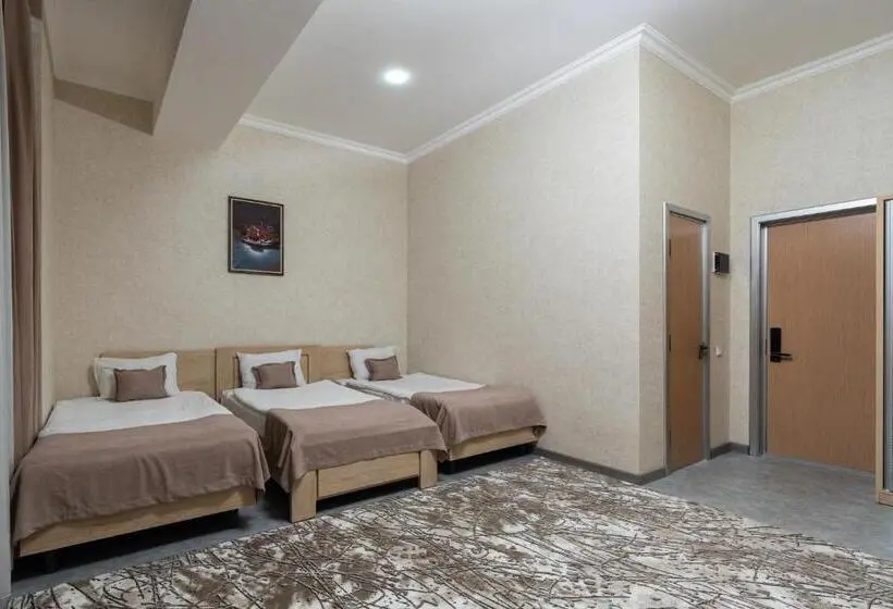اتاق کلاسیک سه تخته, Reikartz Abis Tashkent