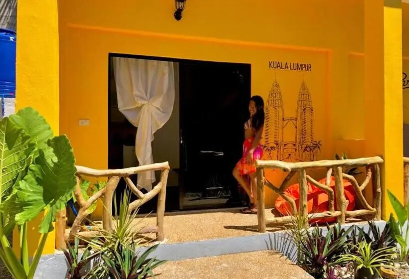プールビュースタンダードルーム, Apo Diver Beach Resort