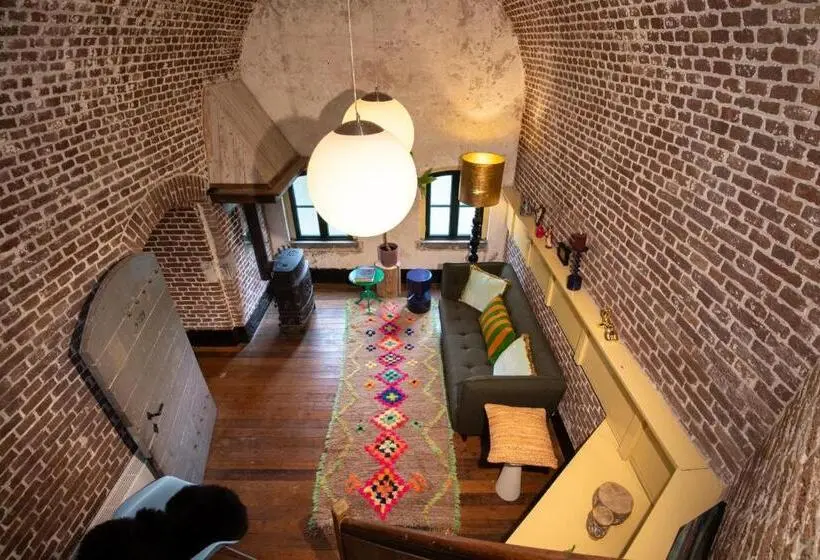テラス付き１ベッドルームアパートメント, Fort Vurig