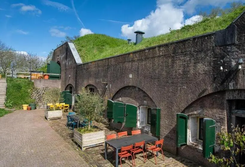 テラス付きスタンダードワンルーム, Fort Vurig