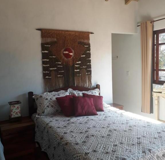 Quarto Triplo Estandar, Hibisco Rosa Aluguéis