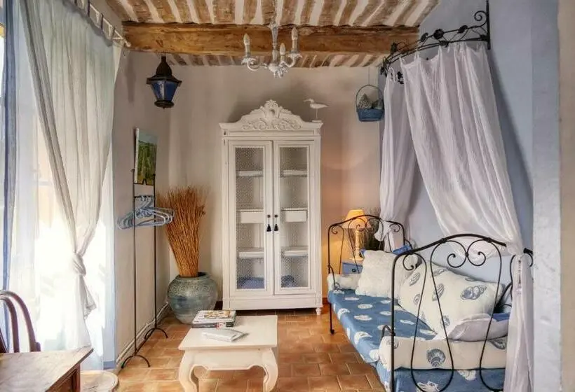 テラス付スイート, Mas En Baronnies Provençales