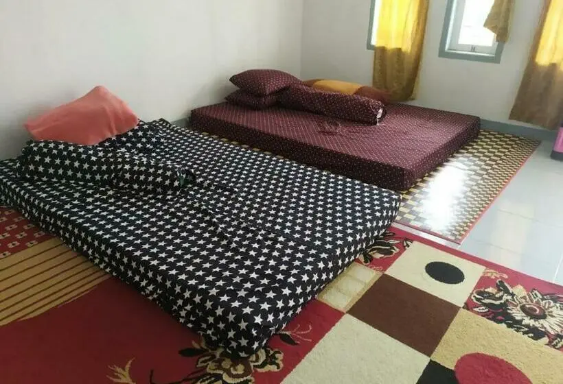 スタンダードルーム, Penginapan Atau Kontrakan Rumah Ciwidey 1 Ruangan 2 Kasur Dewasa Kamar Mandi Dapur Dalam Sewa Harian