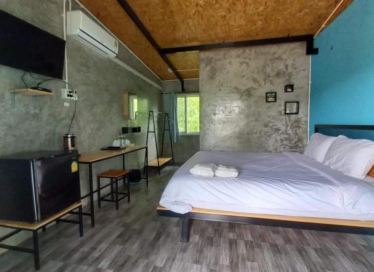 غرفة ديلوكس, Smile Box Coffee & Resort