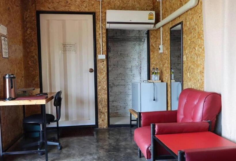 غرفة قياسية, Smile Box Coffee & Resort