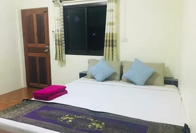 スタンダードルーム, บ้านภูเคียงน้ำรีสอร์ท ที่พักใกล้วัดเรืองแสง