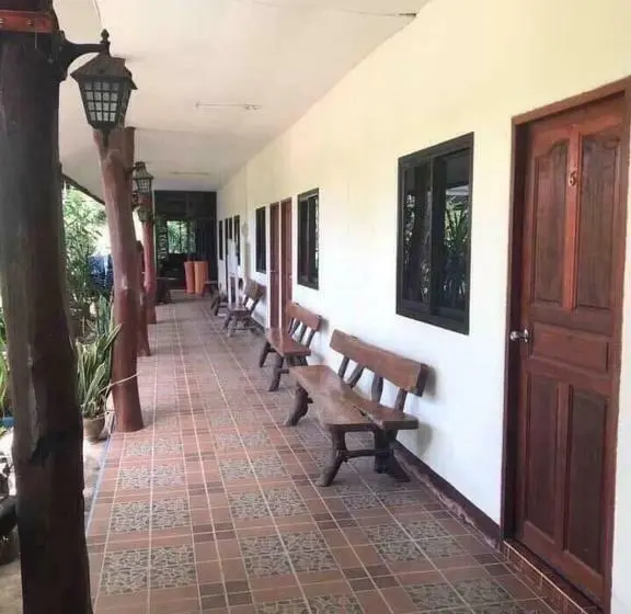 スタンダードルーム, บ้านภูเคียงน้ำรีสอร์ท ที่พักใกล้วัดเรืองแสง