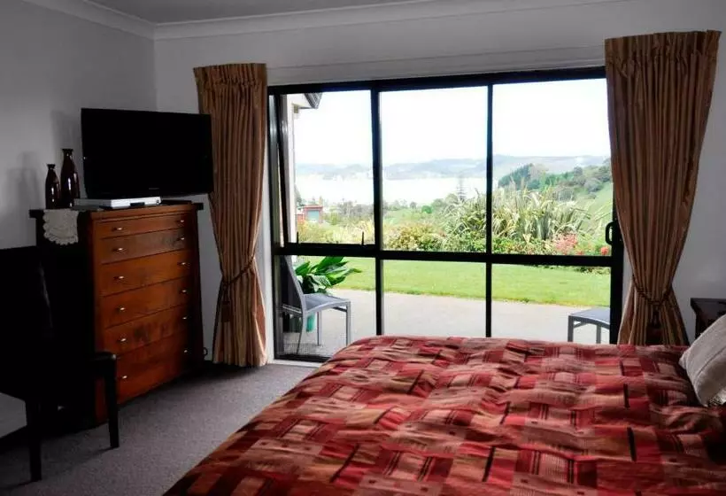 اتاق لوکس با چشم‌انداز دریا, Ohuka Place Homestay