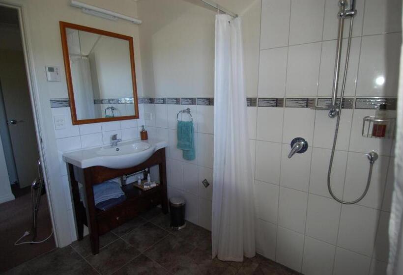 Номер Deluxe Вид на Море, Ohuka Place Homestay