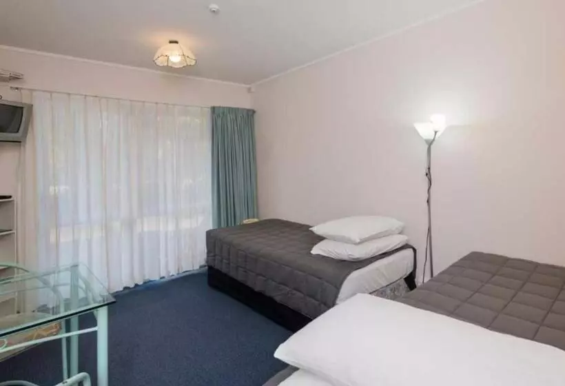 ベーシックワンルーム, Edelweiss Motel