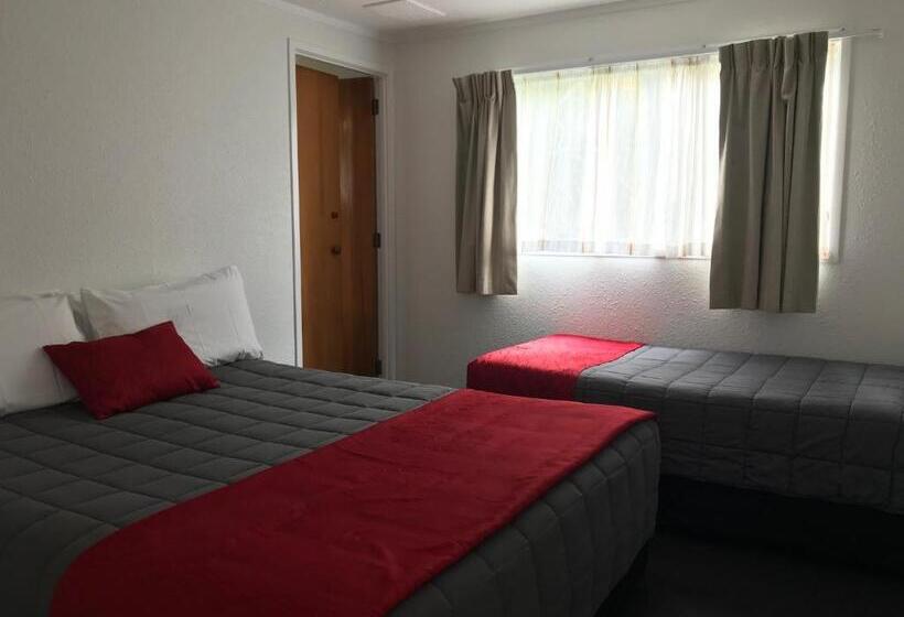 شقة غرفتين, Edelweiss Motel