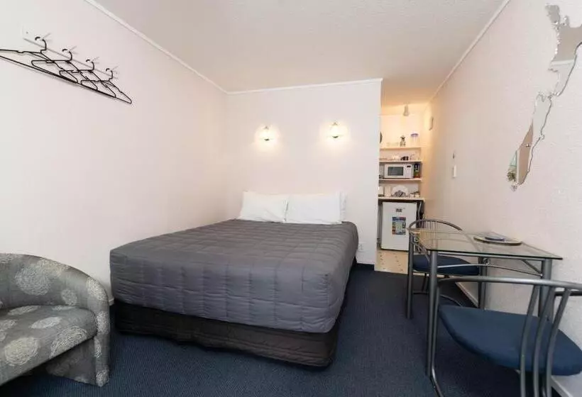 ベーシックワンルーム, Edelweiss Motel