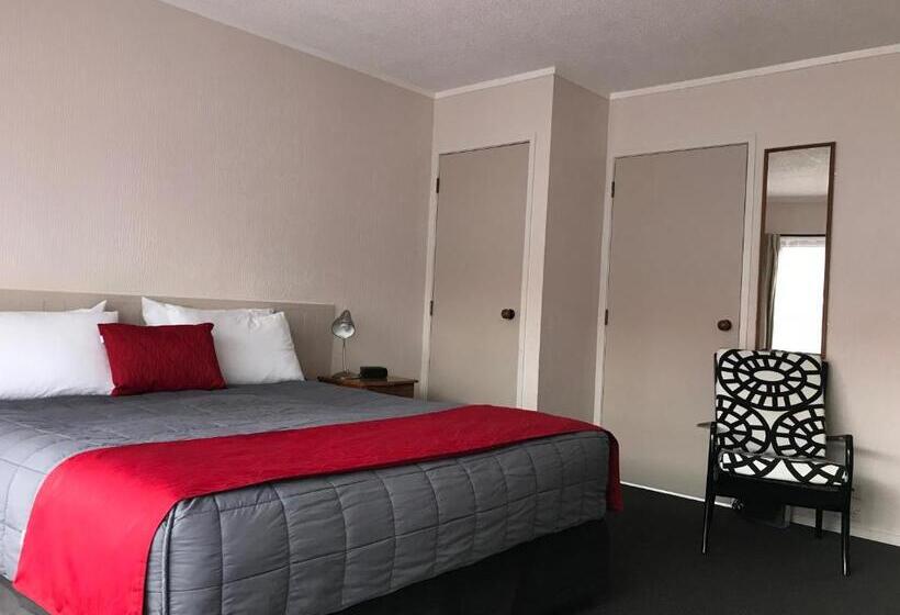 إستوديو ديلوكس, Edelweiss Motel