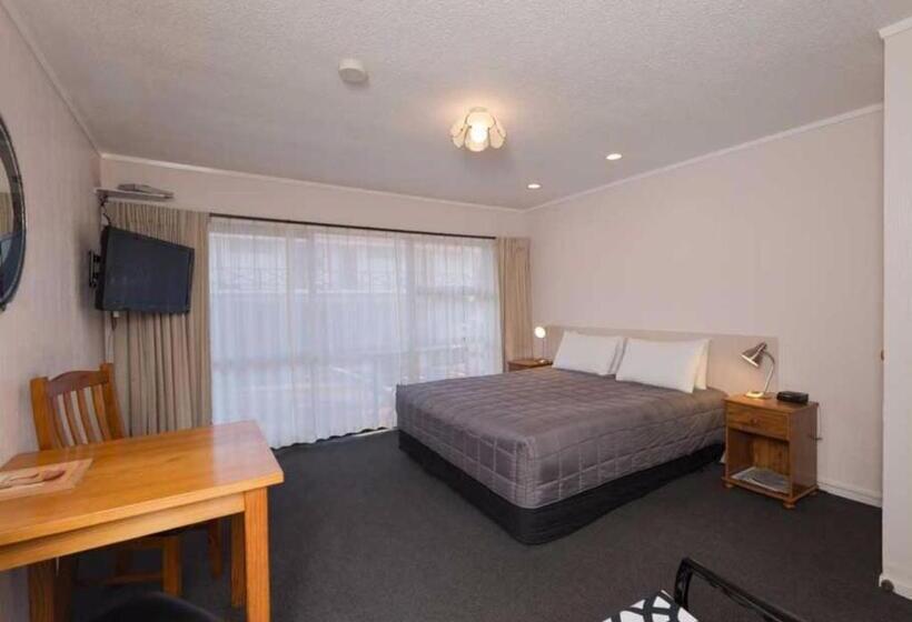 إستوديو ديلوكس, Edelweiss Motel