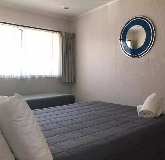 １ベッドルームアパートメント, Edelweiss Motel
