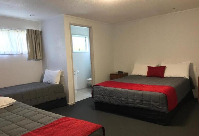 شقة غرفة واحدة, Edelweiss Motel