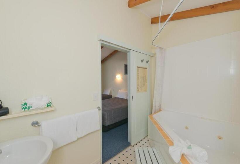 إستوديو ديلوكس, Edelweiss Motel