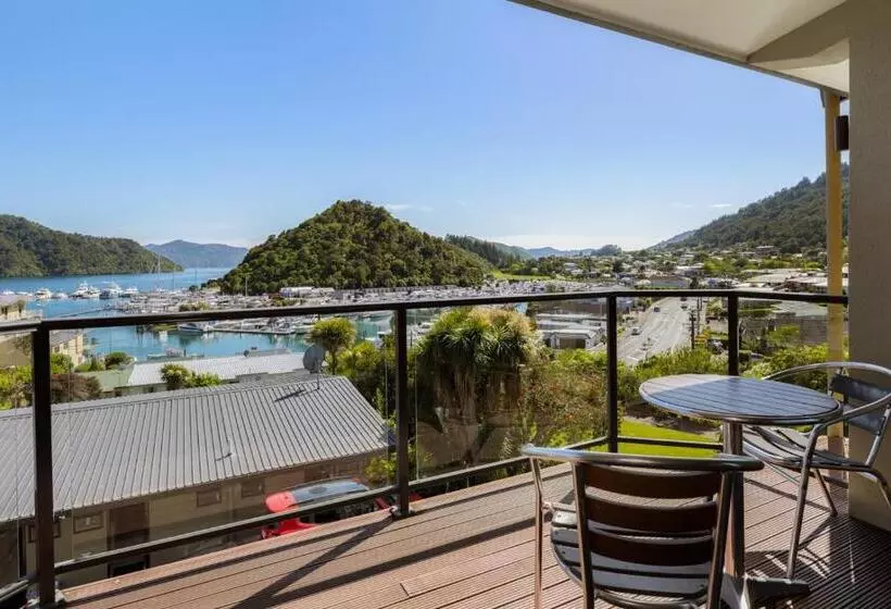 2 Bedroom Family Apartment Sea View, Harbour View Motel