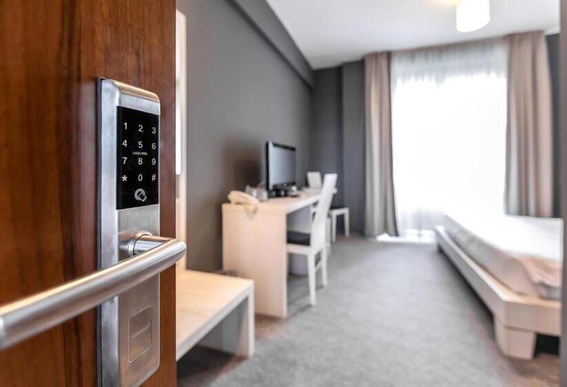 Номер Стандарт, Alex&george Boutique