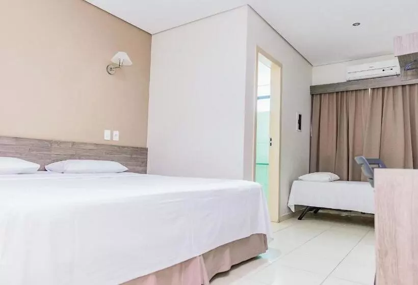 3 Bett Deluxe Zimmer, Amazonia Palace