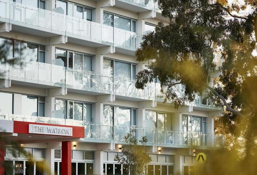 سوئیت با بالکن, Art Series   The Watson