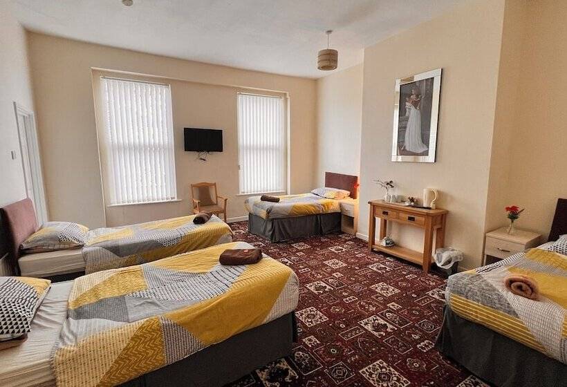 Quarto Familiar, Castle Lodge Guest House 86 88 Sheil Rd L6 3af